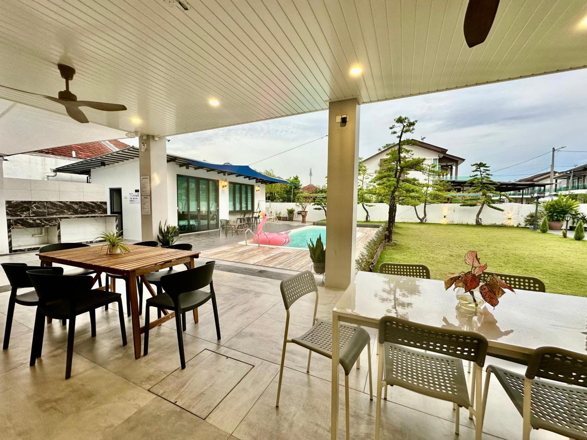 Stylish Villa Alma Simpang Ampat  ภายนอก รูปภาพ