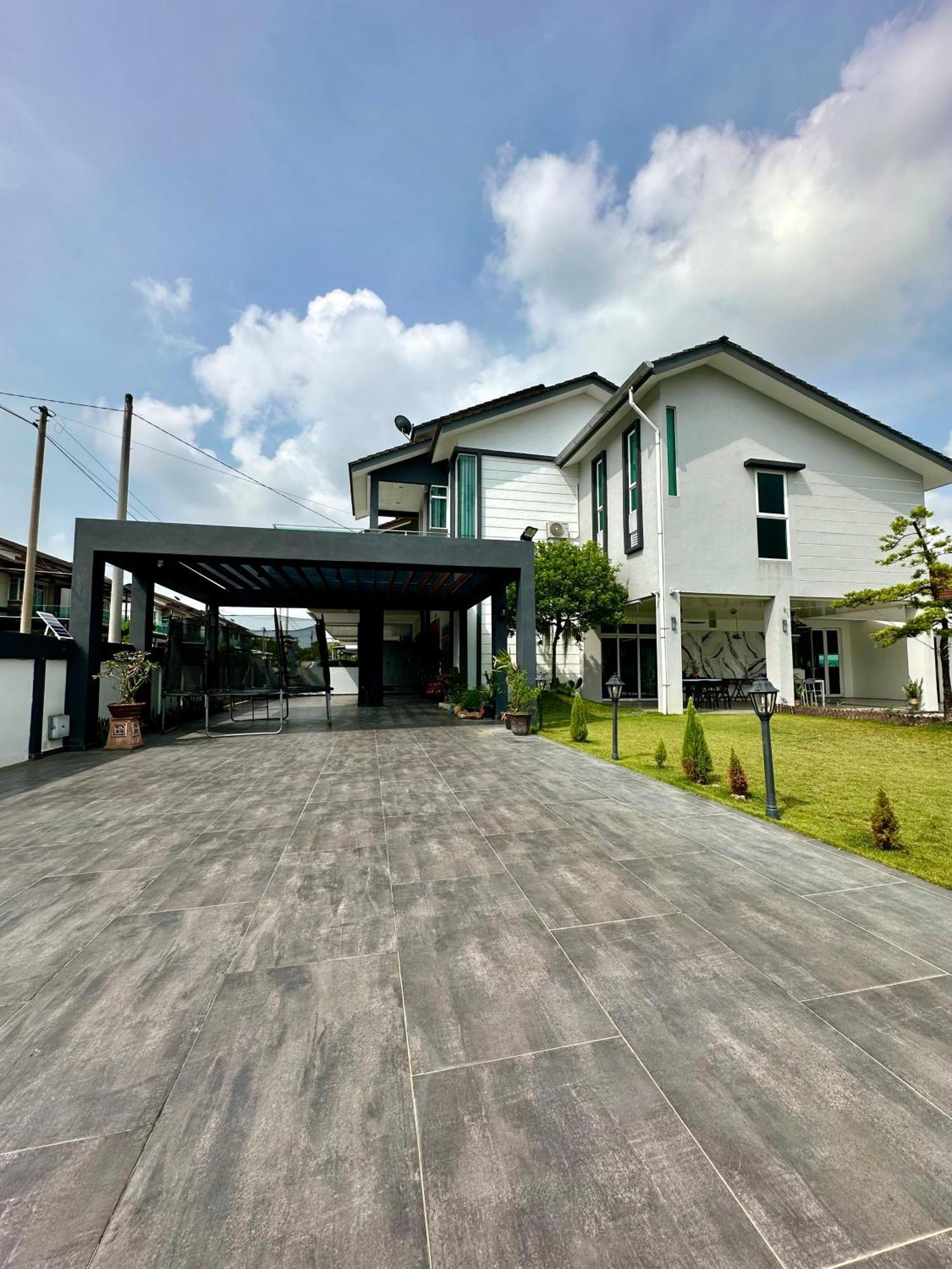 Stylish Villa Alma Simpang Ampat  ภายนอก รูปภาพ